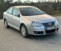 Сірий Фольксваген Джетта, об'ємом двигуна 1.6 л та пробігом 211 тис. км за 4800 $, фото 1 на Automoto.ua