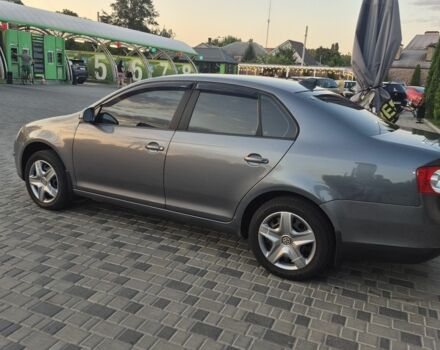 Серый Фольксваген Джетта, объемом двигателя 1.6 л и пробегом 286 тыс. км за 5900 $, фото 5 на Automoto.ua