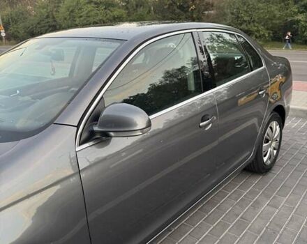 Серый Фольксваген Джетта, объемом двигателя 2 л и пробегом 237 тыс. км за 7300 $, фото 16 на Automoto.ua