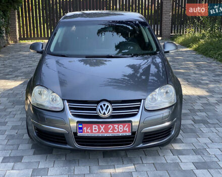 Серый Фольксваген Джетта, объемом двигателя 1.4 л и пробегом 201 тыс. км за 6350 $, фото 3 на Automoto.ua