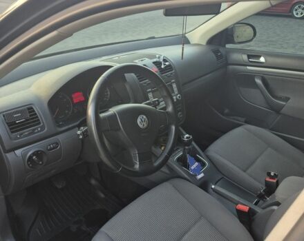 Серый Фольксваген Джетта, объемом двигателя 1.6 л и пробегом 286 тыс. км за 5900 $, фото 7 на Automoto.ua