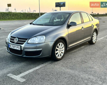 Серый Фольксваген Джетта, объемом двигателя 1.6 л и пробегом 250 тыс. км за 6900 $, фото 9 на Automoto.ua