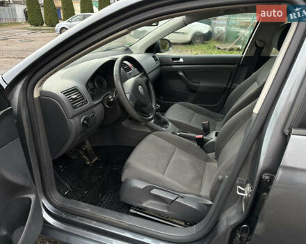 Сірий Фольксваген Джетта, об'ємом двигуна 1.6 л та пробігом 190 тис. км за 5400 $, фото 11 на Automoto.ua