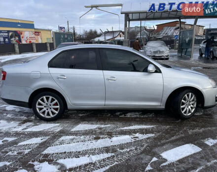 Серый Фольксваген Джетта, объемом двигателя 1.9 л и пробегом 275 тыс. км за 5450 $, фото 4 на Automoto.ua