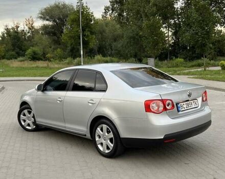 Сірий Фольксваген Джетта, об'ємом двигуна 1.6 л та пробігом 278 тис. км за 5000 $, фото 5 на Automoto.ua