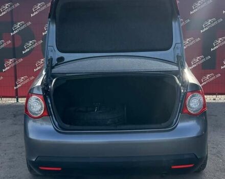 Серый Фольксваген Джетта, объемом двигателя 1.6 л и пробегом 245 тыс. км за 6500 $, фото 9 на Automoto.ua