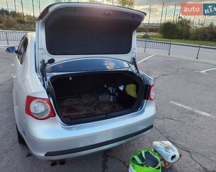 Серый Фольксваген Джетта, объемом двигателя 1.39 л и пробегом 137 тыс. км за 7300 $, фото 21 на Automoto.ua