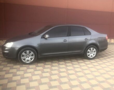 Сірий Фольксваген Джетта, об'ємом двигуна 1.6 л та пробігом 260 тис. км за 4500 $, фото 1 на Automoto.ua