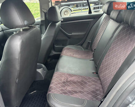 Серый Фольксваген Джетта, объемом двигателя 1.6 л и пробегом 250 тыс. км за 5700 $, фото 10 на Automoto.ua