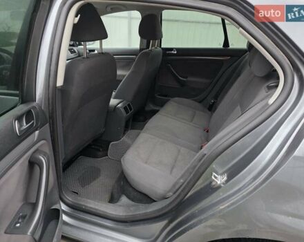 Серый Фольксваген Джетта, объемом двигателя 1.9 л и пробегом 360 тыс. км за 5500 $, фото 5 на Automoto.ua