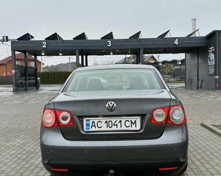 Серый Фольксваген Джетта, объемом двигателя 1.9 л и пробегом 315 тыс. км за 5500 $, фото 2 на Automoto.ua