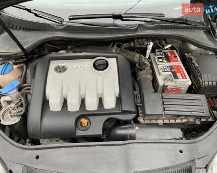 Сірий Фольксваген Джетта, об'ємом двигуна 1.9 л та пробігом 215 тис. км за 5200 $, фото 10 на Automoto.ua