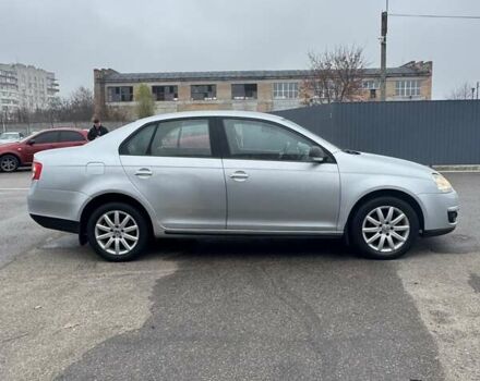 Серый Фольксваген Джетта, объемом двигателя 1.6 л и пробегом 301 тыс. км за 6400 $, фото 3 на Automoto.ua