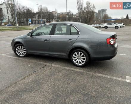 Серый Фольксваген Джетта, объемом двигателя 1.4 л и пробегом 192 тыс. км за 6000 $, фото 15 на Automoto.ua