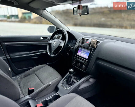 Серый Фольксваген Джетта, объемом двигателя 1.6 л и пробегом 312 тыс. км за 4999 $, фото 25 на Automoto.ua