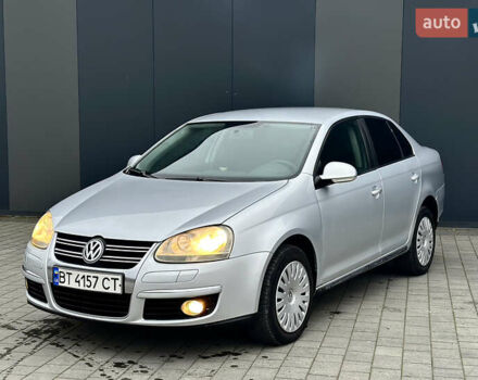 Серый Фольксваген Джетта, объемом двигателя 1.6 л и пробегом 312 тыс. км за 4999 $, фото 9 на Automoto.ua