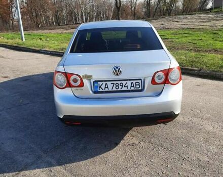 Серый Фольксваген Джетта, объемом двигателя 1.6 л и пробегом 193 тыс. км за 5350 $, фото 4 на Automoto.ua