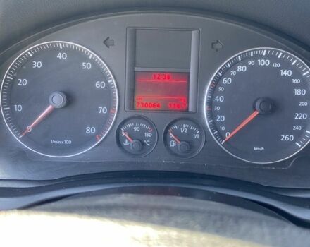 Серый Фольксваген Джетта, объемом двигателя 1.6 л и пробегом 272 тыс. км за 6000 $, фото 5 на Automoto.ua