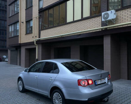 Серый Фольксваген Джетта, объемом двигателя 1.6 л и пробегом 305 тыс. км за 4800 $, фото 4 на Automoto.ua