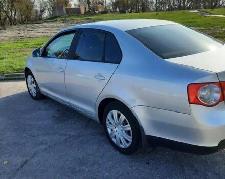 Серый Фольксваген Джетта, объемом двигателя 1.6 л и пробегом 193 тыс. км за 5350 $, фото 3 на Automoto.ua