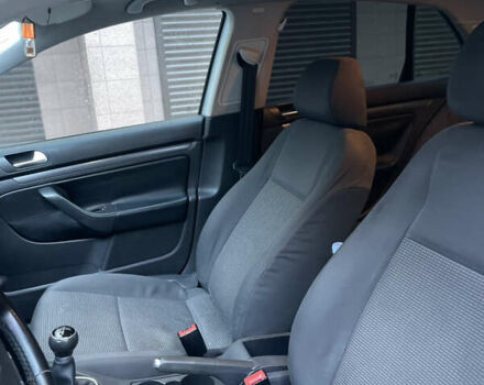 Серый Фольксваген Джетта, объемом двигателя 1.6 л и пробегом 305 тыс. км за 4800 $, фото 15 на Automoto.ua