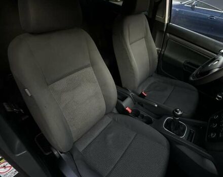 Серый Фольксваген Джетта, объемом двигателя 1.6 л и пробегом 245 тыс. км за 6500 $, фото 22 на Automoto.ua