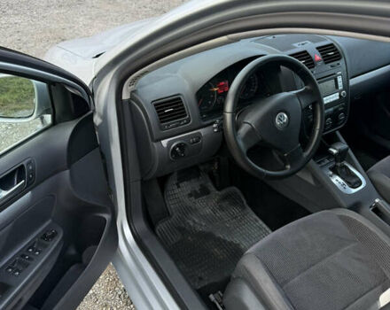 Сірий Фольксваген Джетта, об'ємом двигуна 1.6 л та пробігом 250 тис. км за 7300 $, фото 13 на Automoto.ua