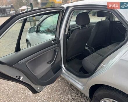 Сірий Фольксваген Джетта, об'ємом двигуна 1.6 л та пробігом 193 тис. км за 5250 $, фото 17 на Automoto.ua