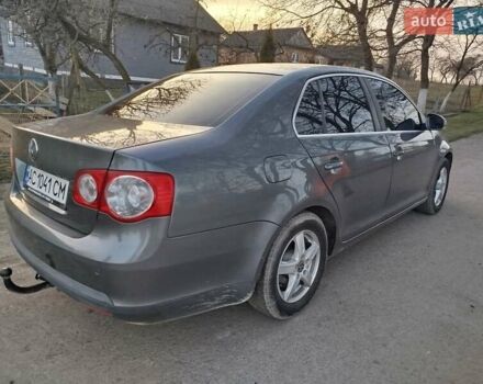 Серый Фольксваген Джетта, объемом двигателя 1.9 л и пробегом 312 тыс. км за 5700 $, фото 5 на Automoto.ua