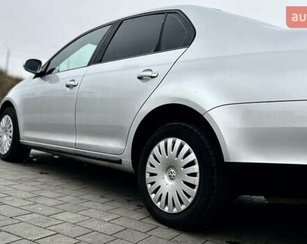 Серый Фольксваген Джетта, объемом двигателя 1.6 л и пробегом 312 тыс. км за 4999 $, фото 19 на Automoto.ua