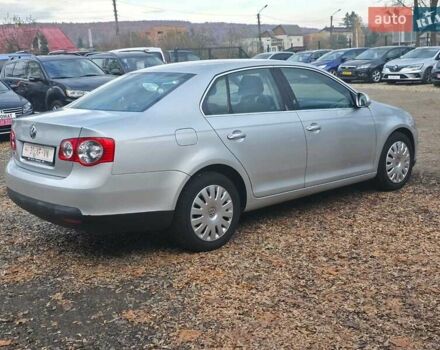 Серый Фольксваген Джетта, объемом двигателя 1.6 л и пробегом 213 тыс. км за 6899 $, фото 6 на Automoto.ua