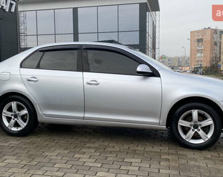 Серый Фольксваген Джетта, объемом двигателя 1.6 л и пробегом 290 тыс. км за 6100 $, фото 3 на Automoto.ua