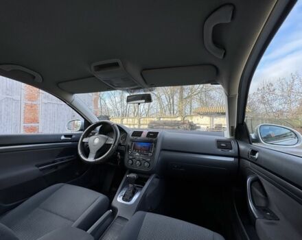 Сірий Фольксваген Джетта, об'ємом двигуна 1.6 л та пробігом 300 тис. км за 4999 $, фото 13 на Automoto.ua