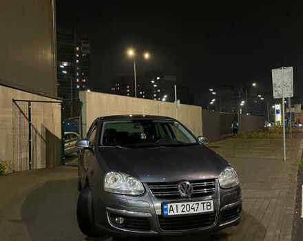 Серый Фольксваген Джетта, объемом двигателя 1.6 л и пробегом 231 тыс. км за 5200 $, фото 3 на Automoto.ua