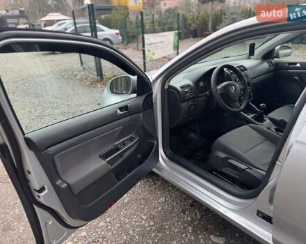 Серый Фольксваген Джетта, объемом двигателя 1.6 л и пробегом 193 тыс. км за 5200 $, фото 12 на Automoto.ua