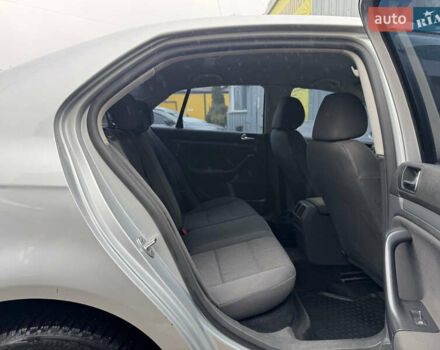 Серый Фольксваген Джетта, объемом двигателя 1.6 л и пробегом 171 тыс. км за 5800 $, фото 17 на Automoto.ua