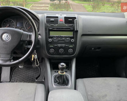 Серый Фольксваген Джетта, объемом двигателя 1.6 л и пробегом 290 тыс. км за 6100 $, фото 7 на Automoto.ua