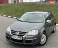 Серый Фольксваген Джетта, объемом двигателя 1.6 л и пробегом 250 тыс. км за 5700 $, фото 1 на Automoto.ua