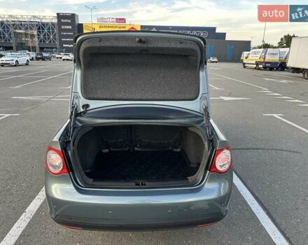 Серый Фольксваген Джетта, объемом двигателя 1.6 л и пробегом 246 тыс. км за 6500 $, фото 9 на Automoto.ua