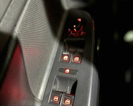 Сірий Фольксваген Джетта, об'ємом двигуна 1.6 л та пробігом 300 тис. км за 5100 $, фото 10 на Automoto.ua