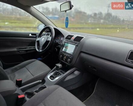 Серый Фольксваген Джетта, объемом двигателя 1.9 л и пробегом 360 тыс. км за 5500 $, фото 6 на Automoto.ua