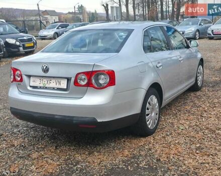 Серый Фольксваген Джетта, объемом двигателя 1.6 л и пробегом 213 тыс. км за 6899 $, фото 7 на Automoto.ua