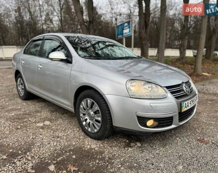Сірий Фольксваген Джетта, об'ємом двигуна 1.6 л та пробігом 193 тис. км за 5250 $, фото 10 на Automoto.ua