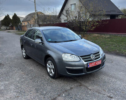Серый Фольксваген Джетта, объемом двигателя 1.6 л и пробегом 168 тыс. км за 6999 $, фото 3 на Automoto.ua