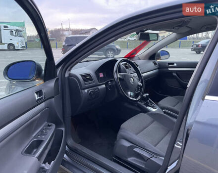 Серый Фольксваген Джетта, объемом двигателя 1.4 л и пробегом 253 тыс. км за 6500 $, фото 13 на Automoto.ua