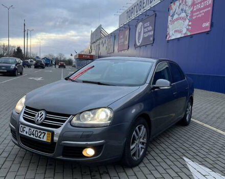 Серый Фольксваген Джетта, объемом двигателя 1.4 л и пробегом 253 тыс. км за 6500 $, фото 10 на Automoto.ua