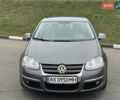 Серый Фольксваген Джетта, объемом двигателя 1.6 л и пробегом 250 тыс. км за 5700 $, фото 1 на Automoto.ua