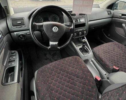 Серый Фольксваген Джетта, объемом двигателя 1.6 л и пробегом 301 тыс. км за 6400 $, фото 8 на Automoto.ua