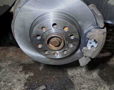 Серый Фольксваген Джетта, объемом двигателя 1.6 л и пробегом 309 тыс. км за 4999 $, фото 51 на Automoto.ua