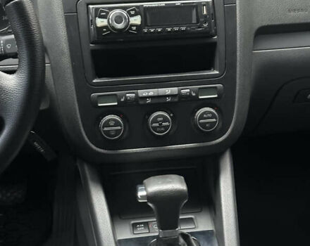 Сірий Фольксваген Джетта, об'ємом двигуна 1.6 л та пробігом 171 тис. км за 5900 $, фото 23 на Automoto.ua